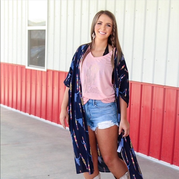 Meet your Posher, Rachel - Picture 2 of 5